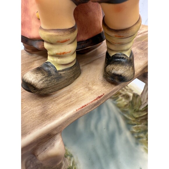 Hummel Goebel On Our Way HUM 472 TMK 7 Century Collection 8.5” Tall, mint - Picture 12 of 17